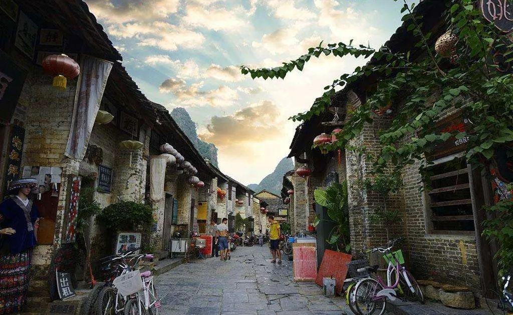 被《繁花》带火,却接连关店!红遍广东的洋品牌,毁于“自恋”